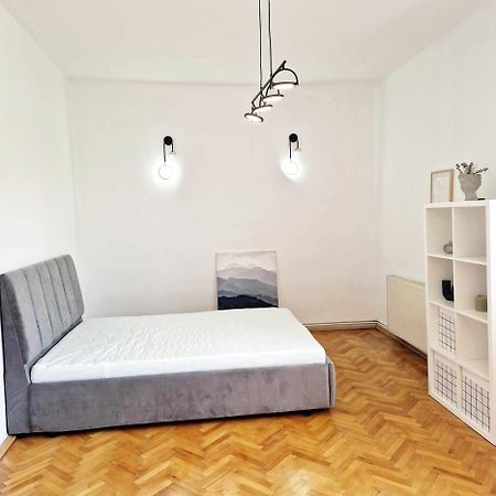 קלוז'-נאפוקה Olv Nomad Apartment מראה חיצוני תמונה